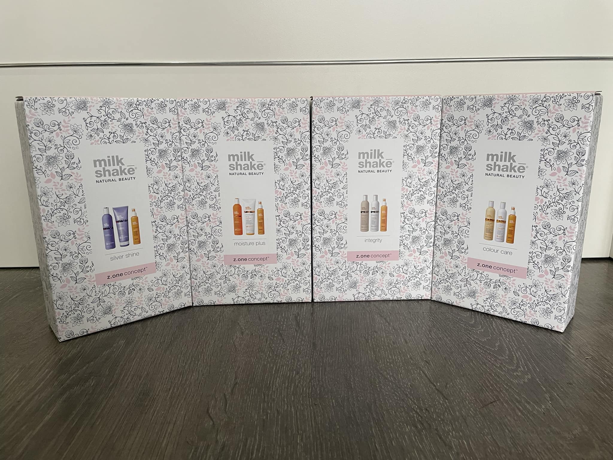 Milk Shake Christmas Haircare Packs (XMAS)